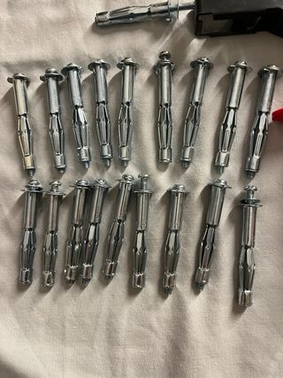 HILTI tasselli n.18  e n.12  