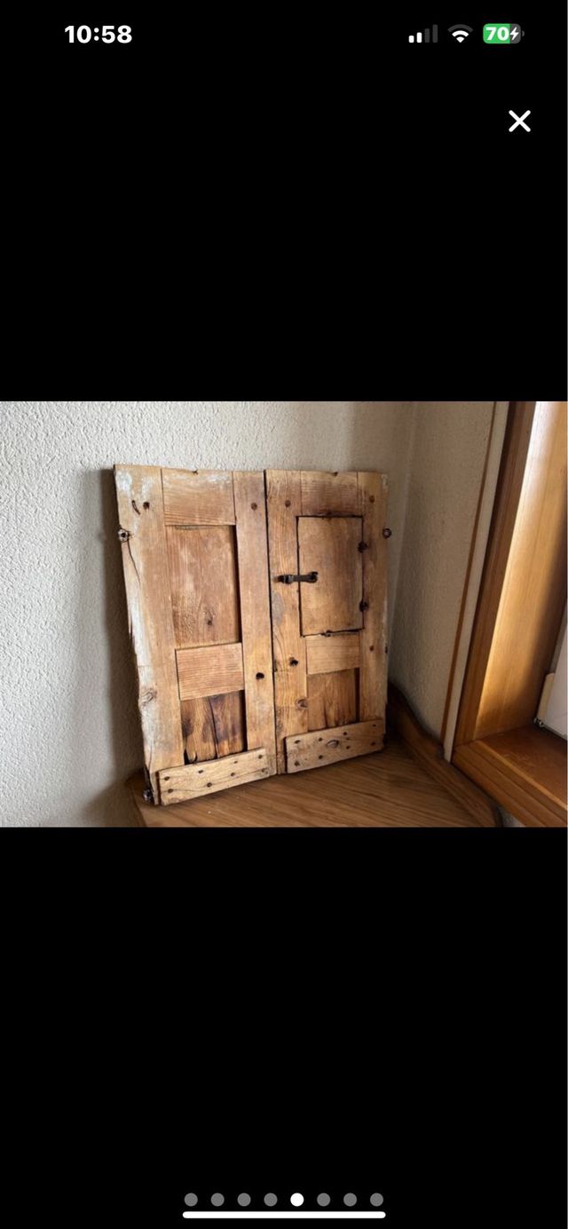 VECCHIA FINESTRA IN LEGNO