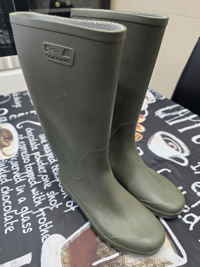 Botas de agua y pesca