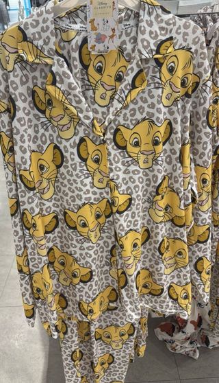 Pijama mujer Rey León