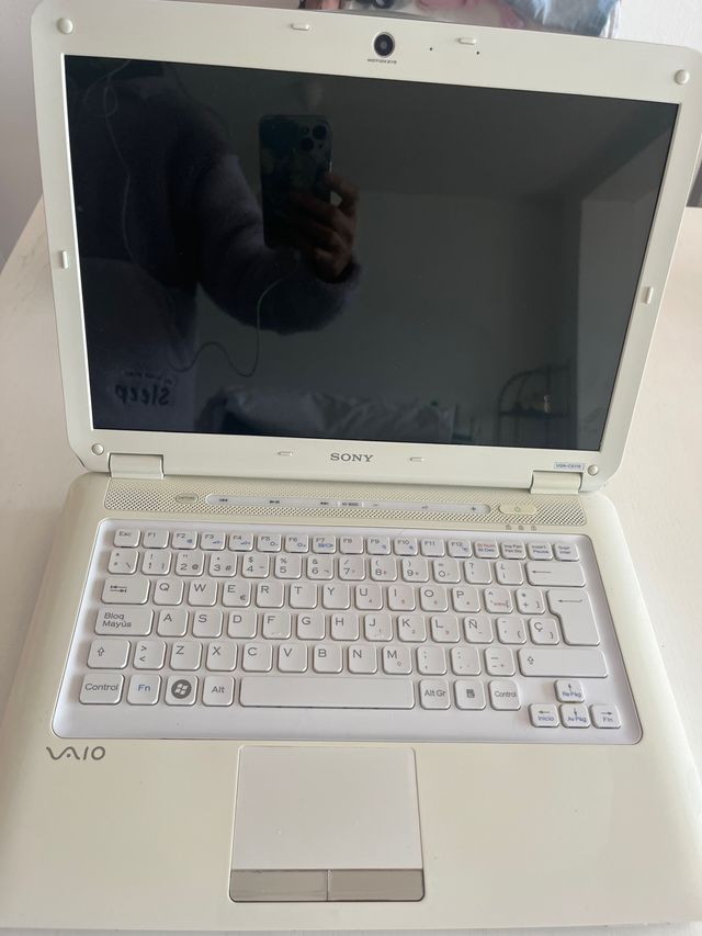 Portatil Sony waio blanco