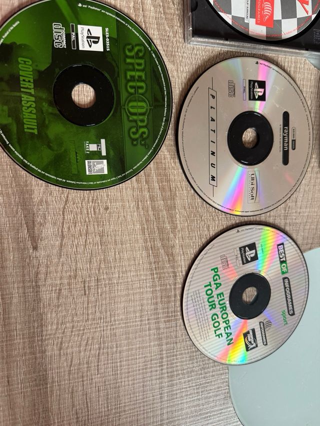 Lote ps1 8 juegos y algunas cajas