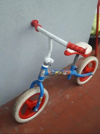 Bicicleta sin pedales