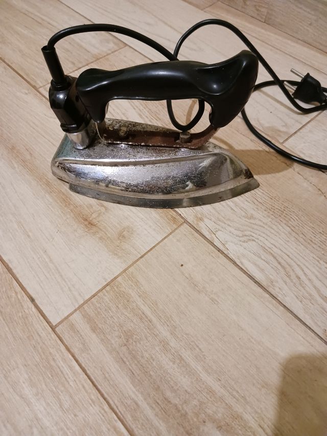 Ferro da stiro vintage