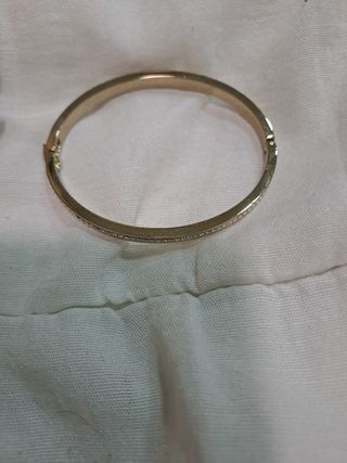 Pulsera de acero con piedras swaroski