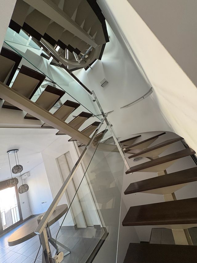 VENDO CASA SABADELL CENTRO c/GURREA