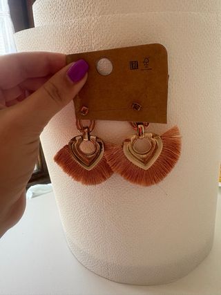 Pendientes flecos naranja
