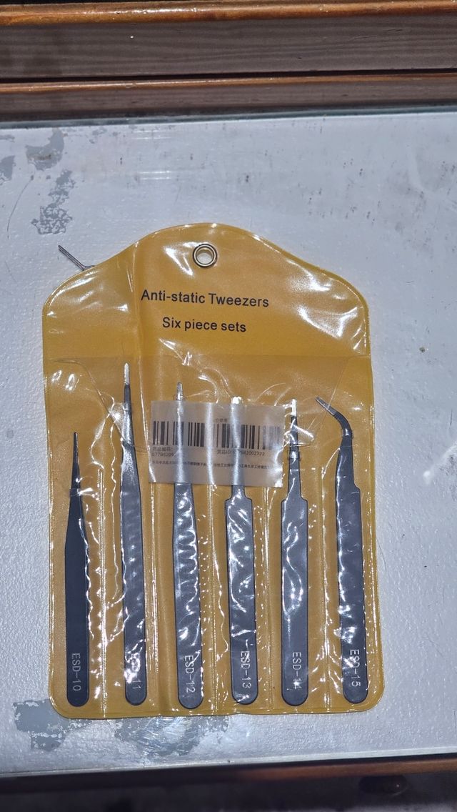 Pinzas antiestaticas 6 UD