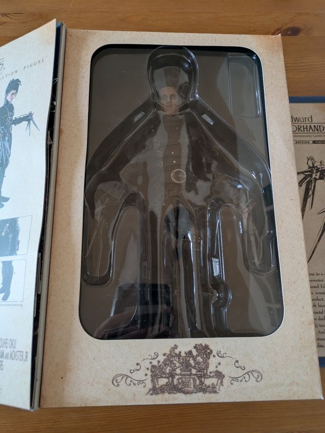 Muñeco coleccionista Eduardo Manostijera