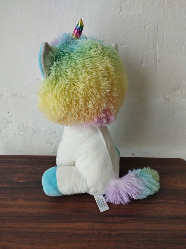 Unicornio de peluche