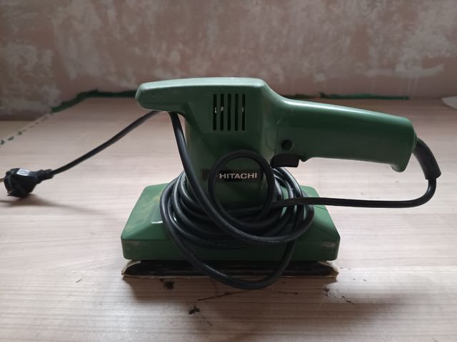 Pulidora Hitachi