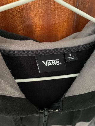 Sudadera Vans negra y gris