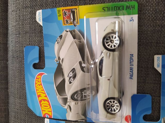 Lotto hot wheels Pagani Minions Porsche