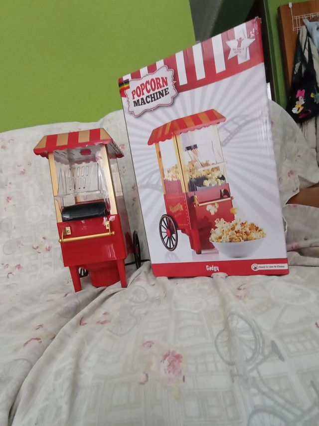 Popcorn machine