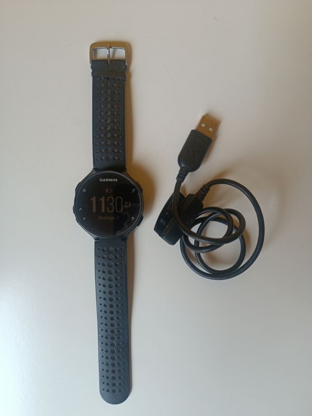 Garmin Forerunner 235