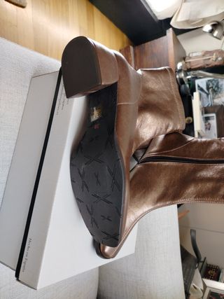 Botines piel doradas T38
