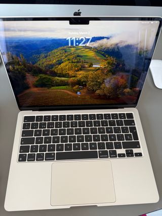 Macbook Air M2 2022 como nuevo 