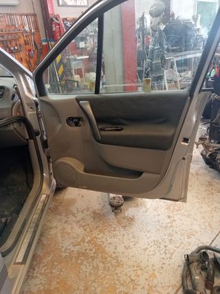 Piezas Renault Scenic 1.6 16v gasolina