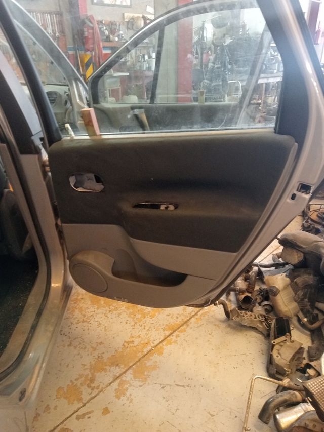 Piezas Renault Scenic 1.6 16v gasolina
