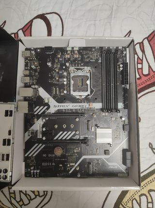 Strix GD30CL placa base