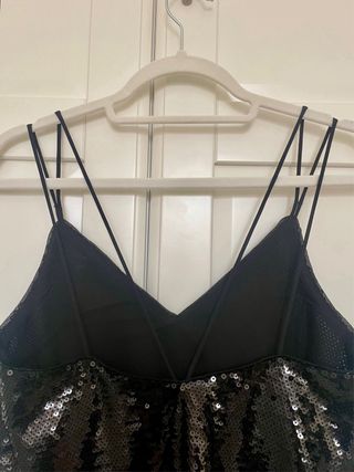 Top de lentejuelas negro