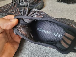 Adidas Yeezy 37.5
