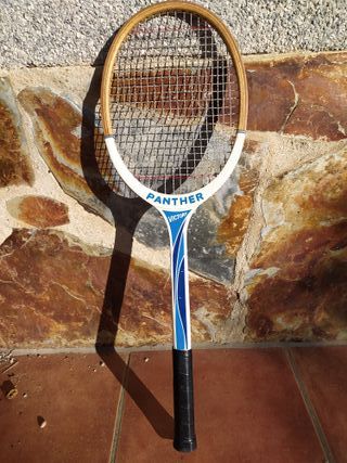 Raqueta tenis antigua
