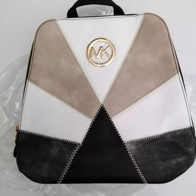 Borsa donna. Zainetto. In ecopelle. NUOVO