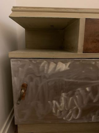 Mesitas de noche antiguas restauradas