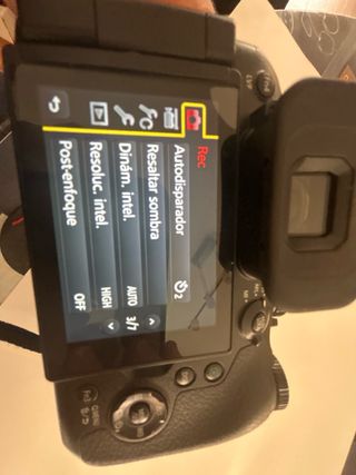 Panasonic lumix FZ300 2.8  4K