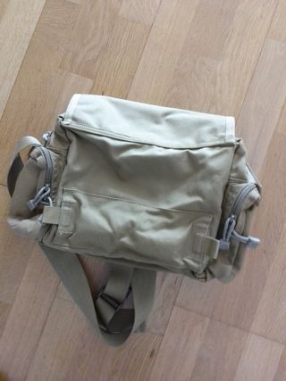 Mochila bandolera militar