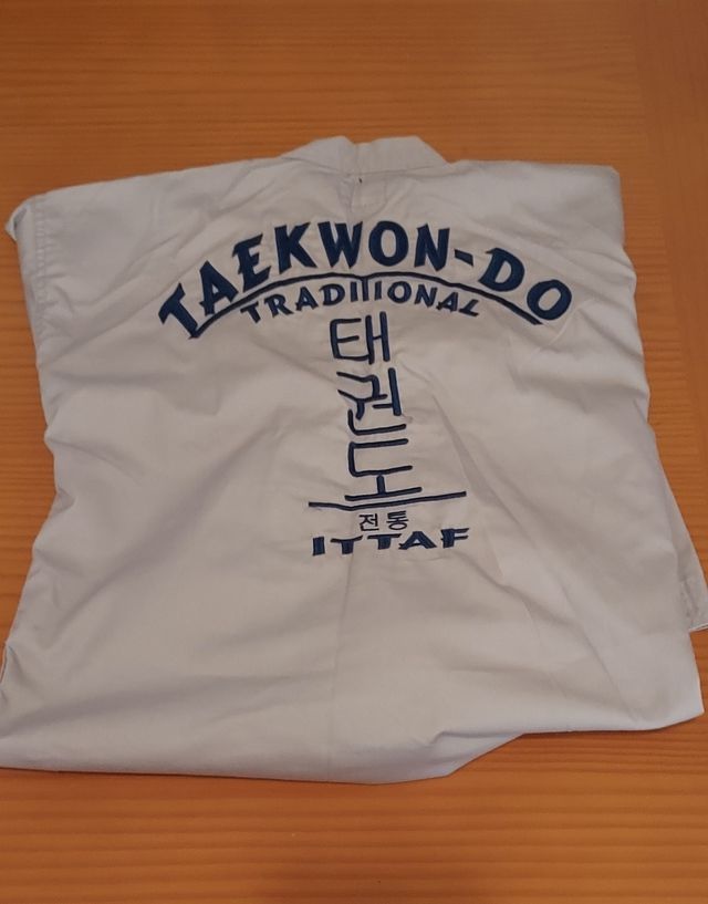 Conjunto  taekwon-do 150cm