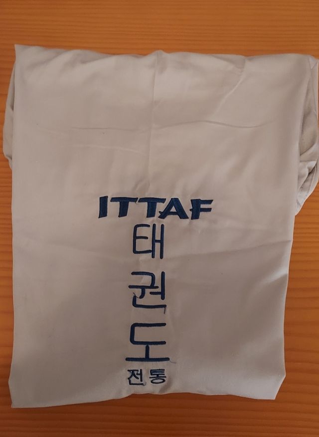 Conjunto  taekwon-do 150cm