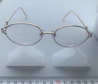 Gafas mujer shiseido..Nuevo a estrenar. Ocasion
