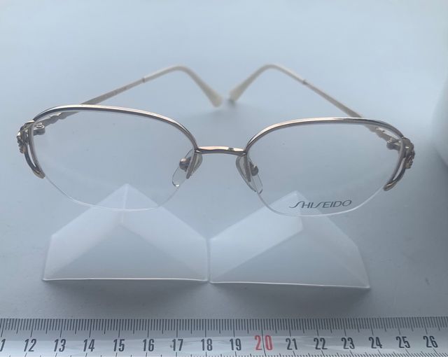 Gafas de mujer shiseido..a estrenar.

