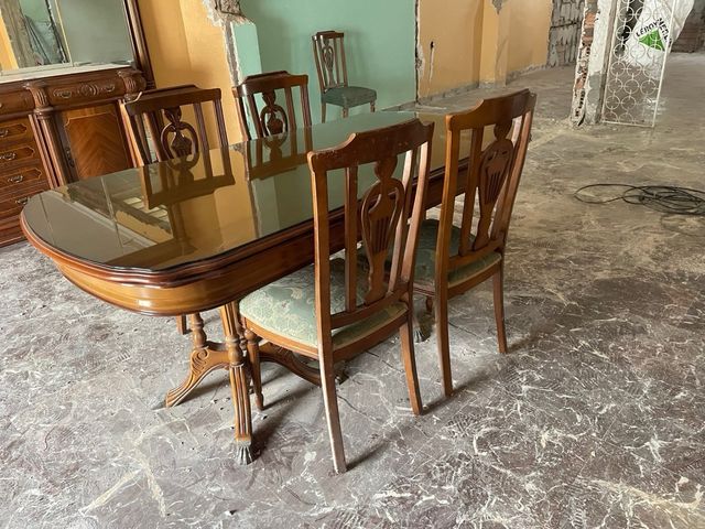 Mesa clasica de comedor extensible