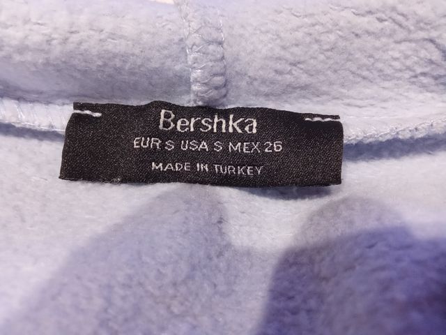 Sudadera Bershka talla S azul celeste 