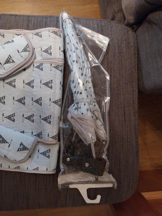 Juego sombrilla y Esterilla carro bebe