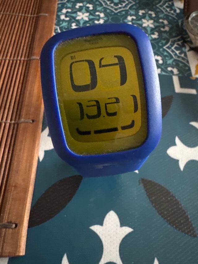 Reloj swatch tactil