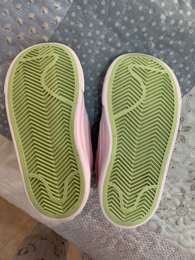 Zapatillas Nike talla 25 Blazer Low