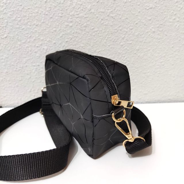 ¡Nuevo! Bolso Pequeño de Polipiel Negro