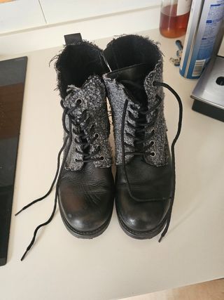 Botines número 35 marca  sara marina 