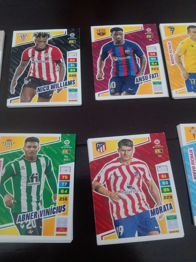 Adrenalyn 2022-23 cartas