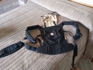 mochila porta-bebé