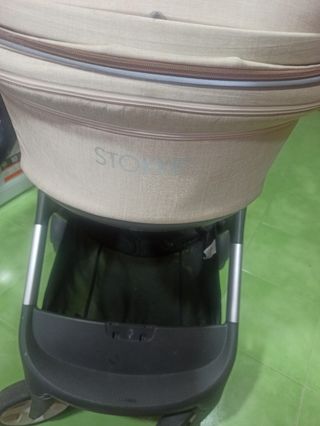 Carro de bebé stokke beige seminuevo