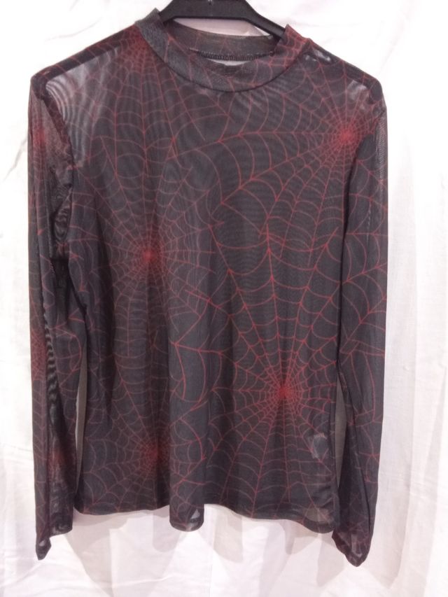 Camiseta cuello alto transparente 
