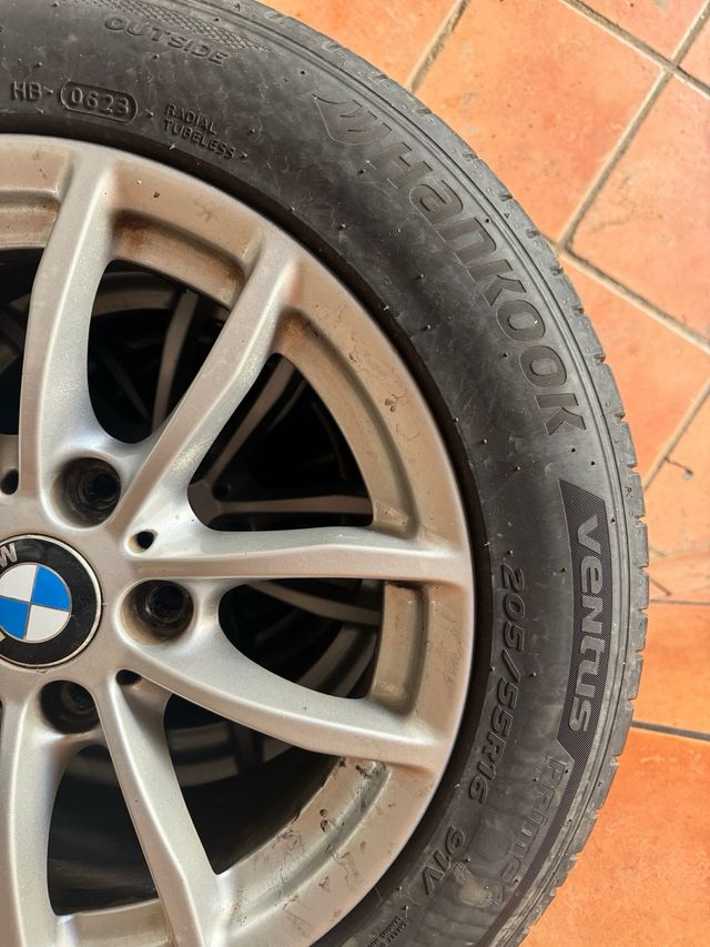 Juego de llantas bmw 205/55/16 91V