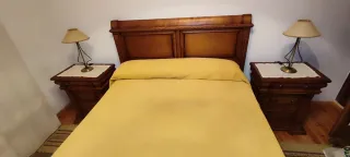 URGE Cama dormitorio cerezo macizo.