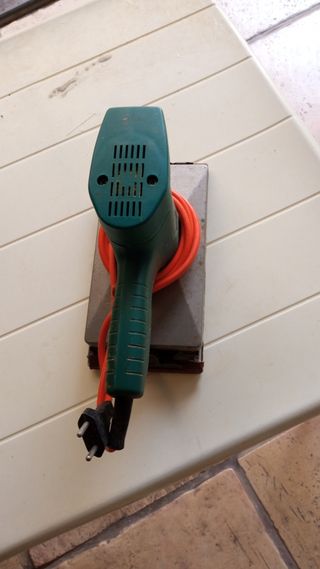 Lijadora de acabado Black and Decker