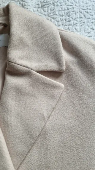 Abrigo oversize beige